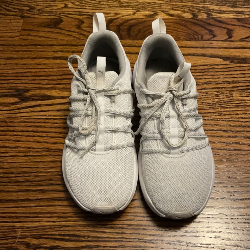 Puma tennis shoes